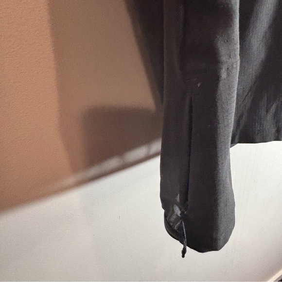 LULULEMON Sz L Fuel The Track Half Zip Hooded Vented Packable Top - Picture 5 of 15